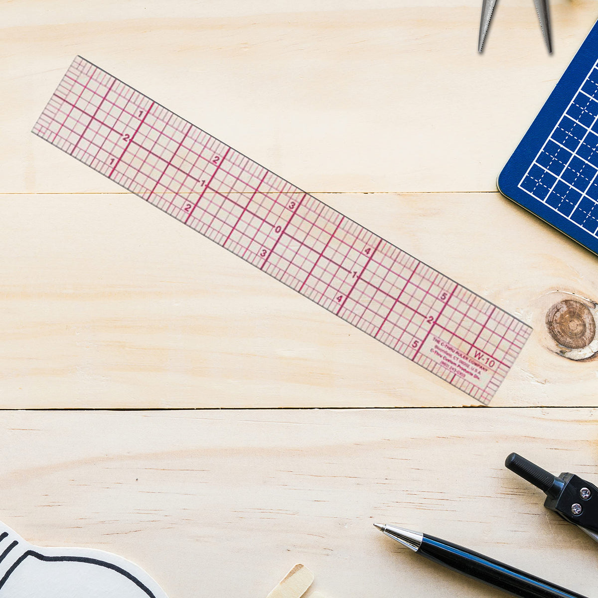 6-Inch 8ths Graph Ruler by Westcott – Plastic, color may vary, Model W-10