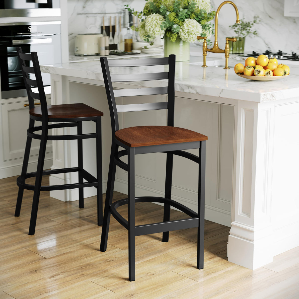 Flash Furniture Cherry Wood Seat/Black Metal Frame / Set of 2 / Traditional( 2 Pack) Barstools