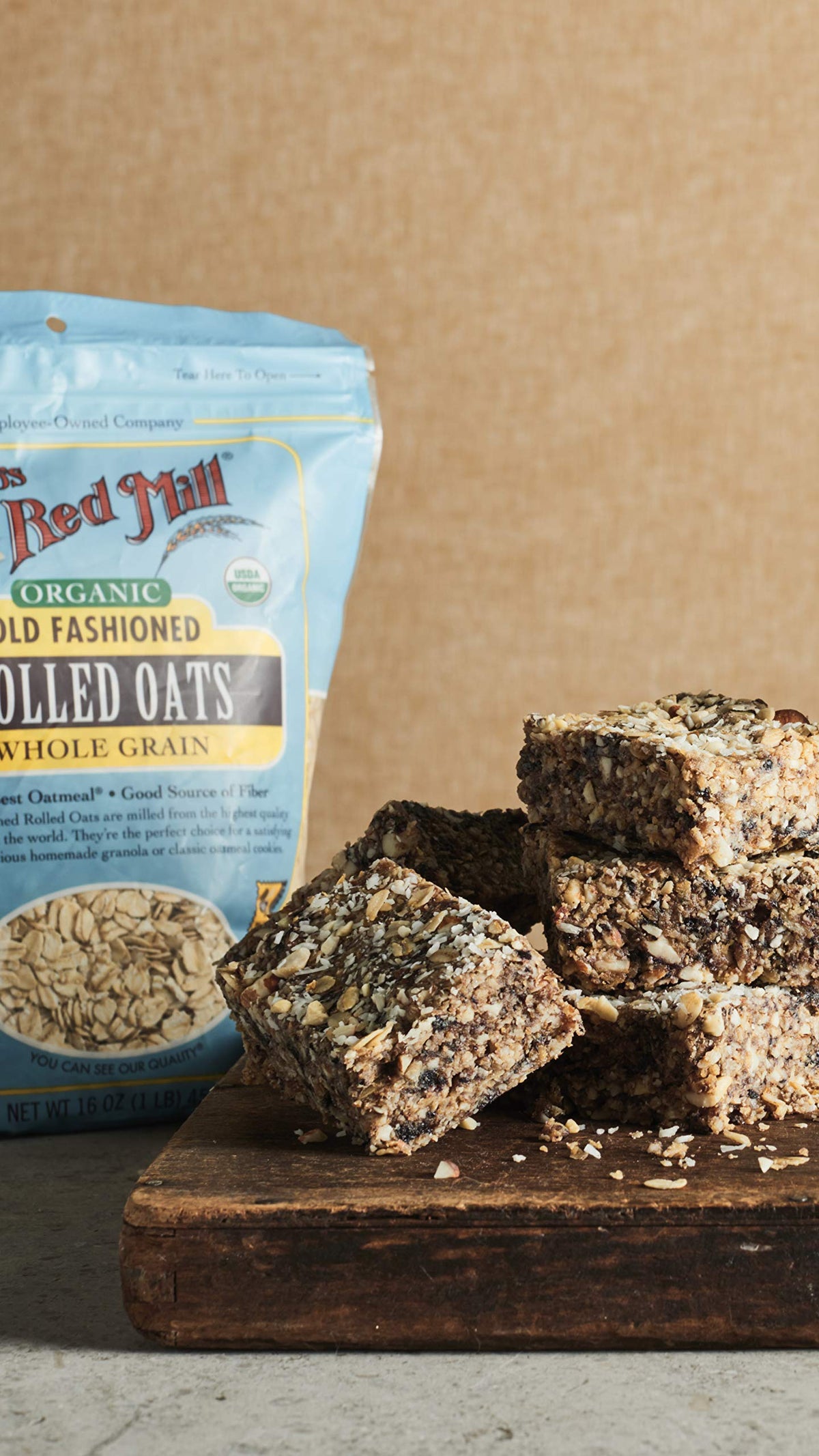 Organic Old Fashioned Rolled Oats by Bob's Red Mill – 32 Ounce (Pack of 4), Resealable, Pack of 4, Model P101961