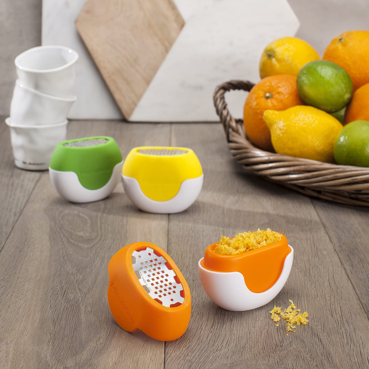 Flexi Zesti Handheld Citrus Zester (Orange) by Microplane – One Size, Stainless Steel, Orange, Model 34830E