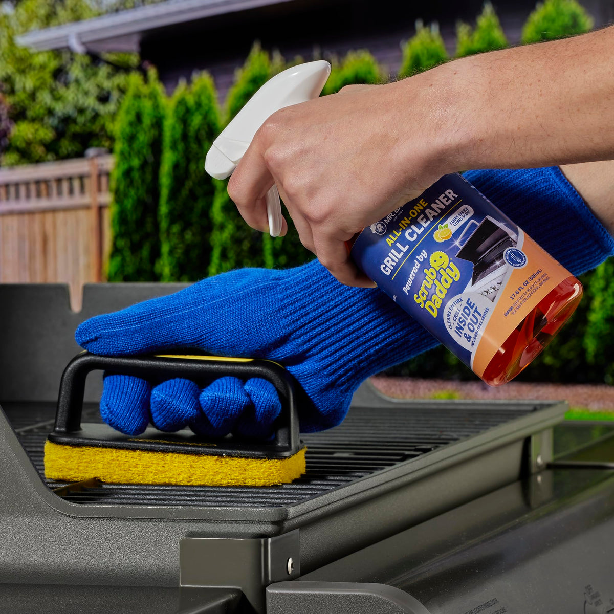 Grill Scrubber Brush Set Powered by Scrub Daddy by Mr. Bar-B-Q – Nylon, Black and Yellow, Model 60404SDZ