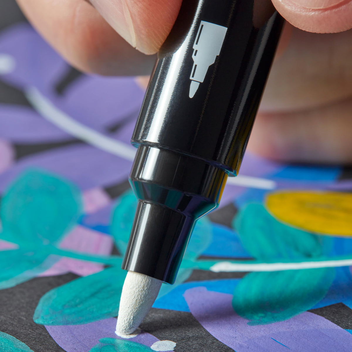 Creative Marker by Sharpie – 1 Count (Pack of 1), Plastic (Body), Felt (Tip), Black, Model 2218123