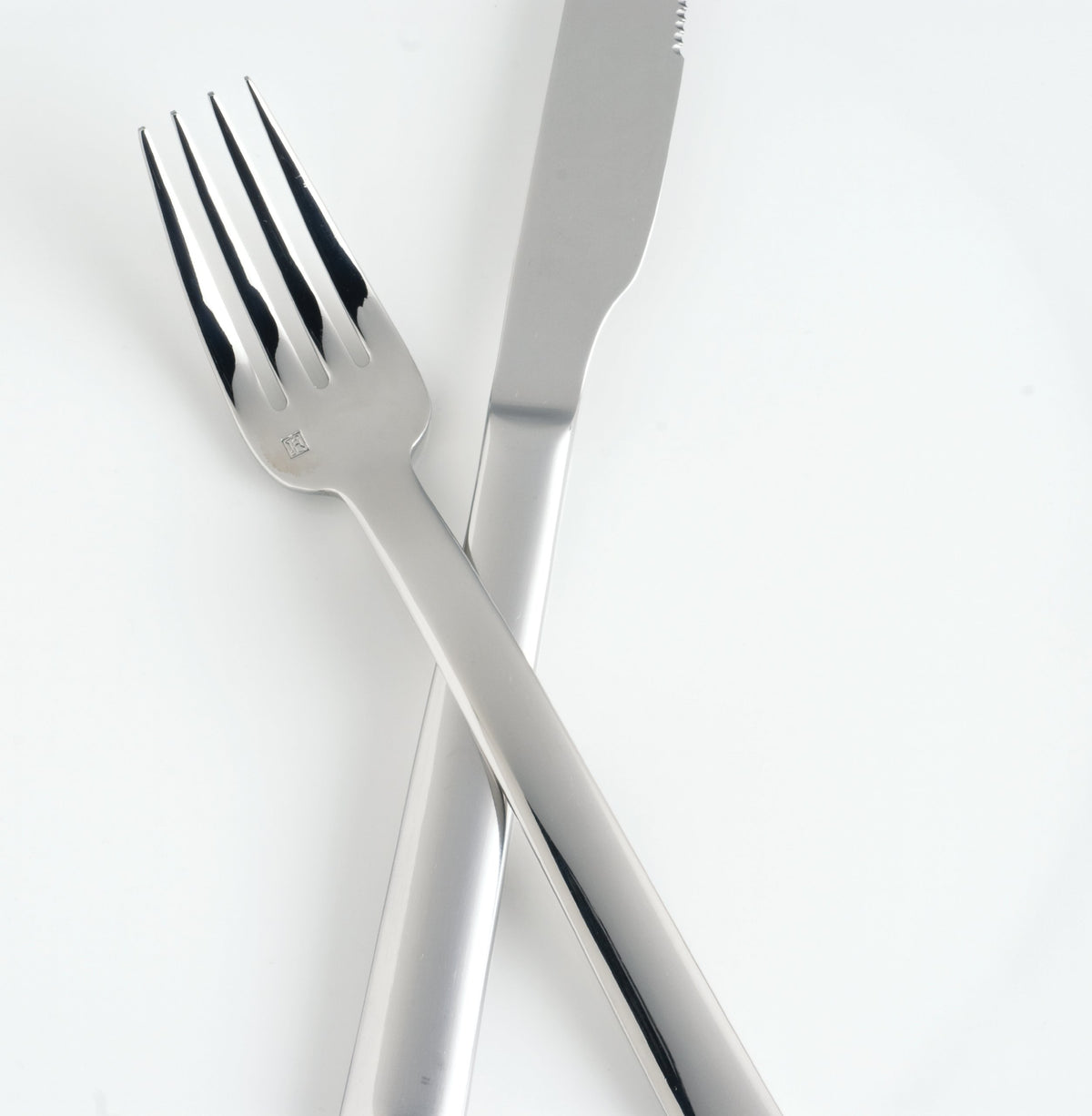 Still 18/10 Stainless Steel Flatware Solid Handle Table Knife by Fortessa – Table Knife, Stainless Steel, Silver, Pack of 12, Model 1.5.118.00.005