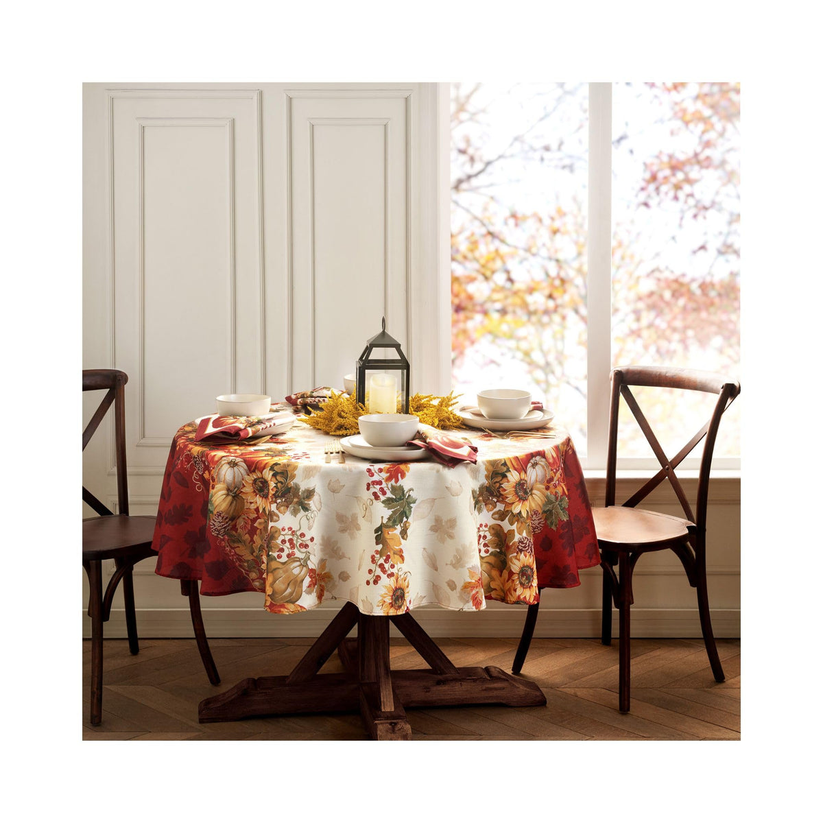 Elrene Swaying Leaves Bordered Tablecloth, 70 Inch Round, Multi Color