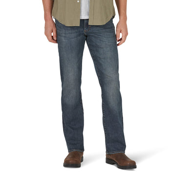 Men's Extreme Motion Regular Boot Jean Maverick 36W x 32L by Lee – 36W x 32L, Cotton, Maverick, Model 20151-37-36W x 32L