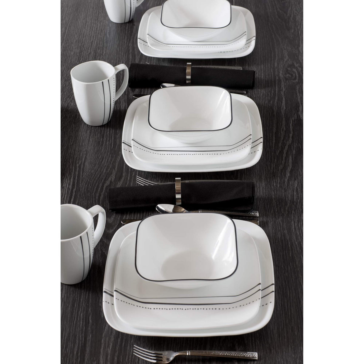 Corelle Cascading Lines / 16-Piece / 1 Dinnerware Sets