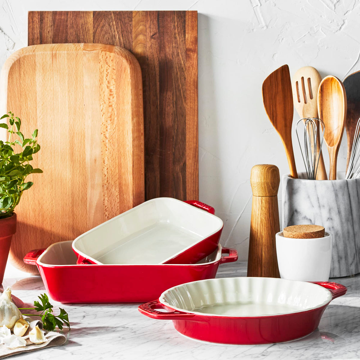 Ceramic Bakeware-Pie-Pans Dish by STAUB – 9-inch, 9 inches, Ceramic, Cherry, Model 40508-614