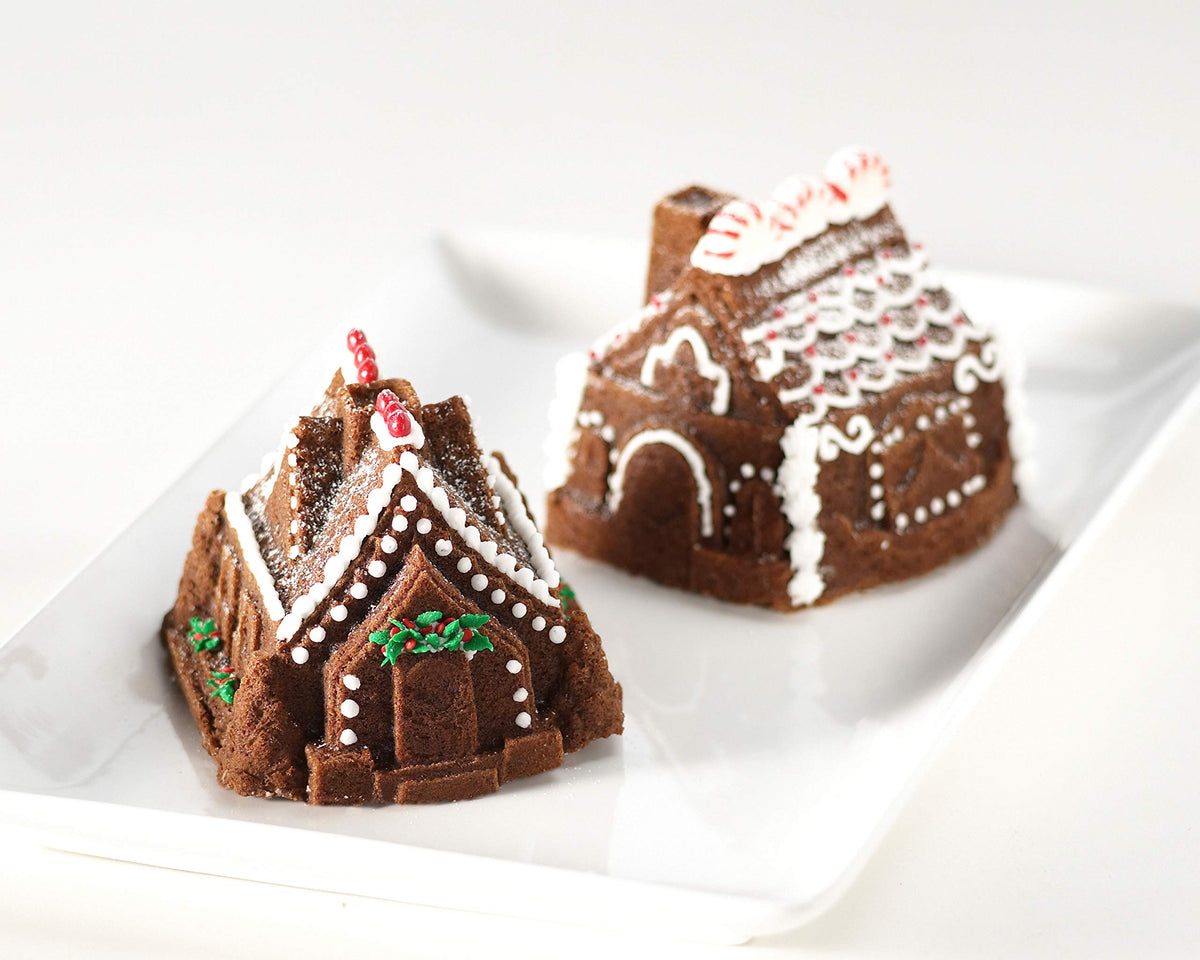 Nordic Ware Gingerbread House Duet Cake Pan, 5-Cup Capacity, Silver