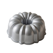 Original Bundt by Nordic Ware – 12-Cup, 12.0 cups, Aluminum, Silver, Model 50153