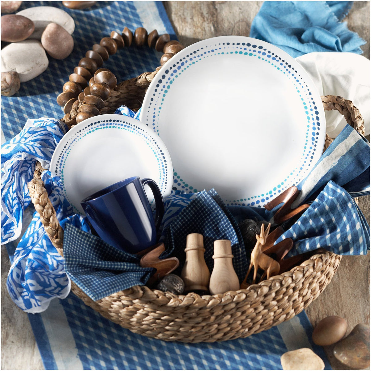 Livingware 16-Piece Dinnerware Set by Corelle – 1, Glass, Ocean Blues, Model 1119404