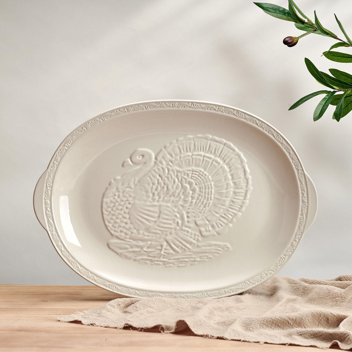 Mikasa Italian Countryside Stoneware Turkey Platter, 18 Inch, Cream