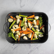 Nordic Ware Extra Large / Ceramic Nonstick / 1 Roasting Pans