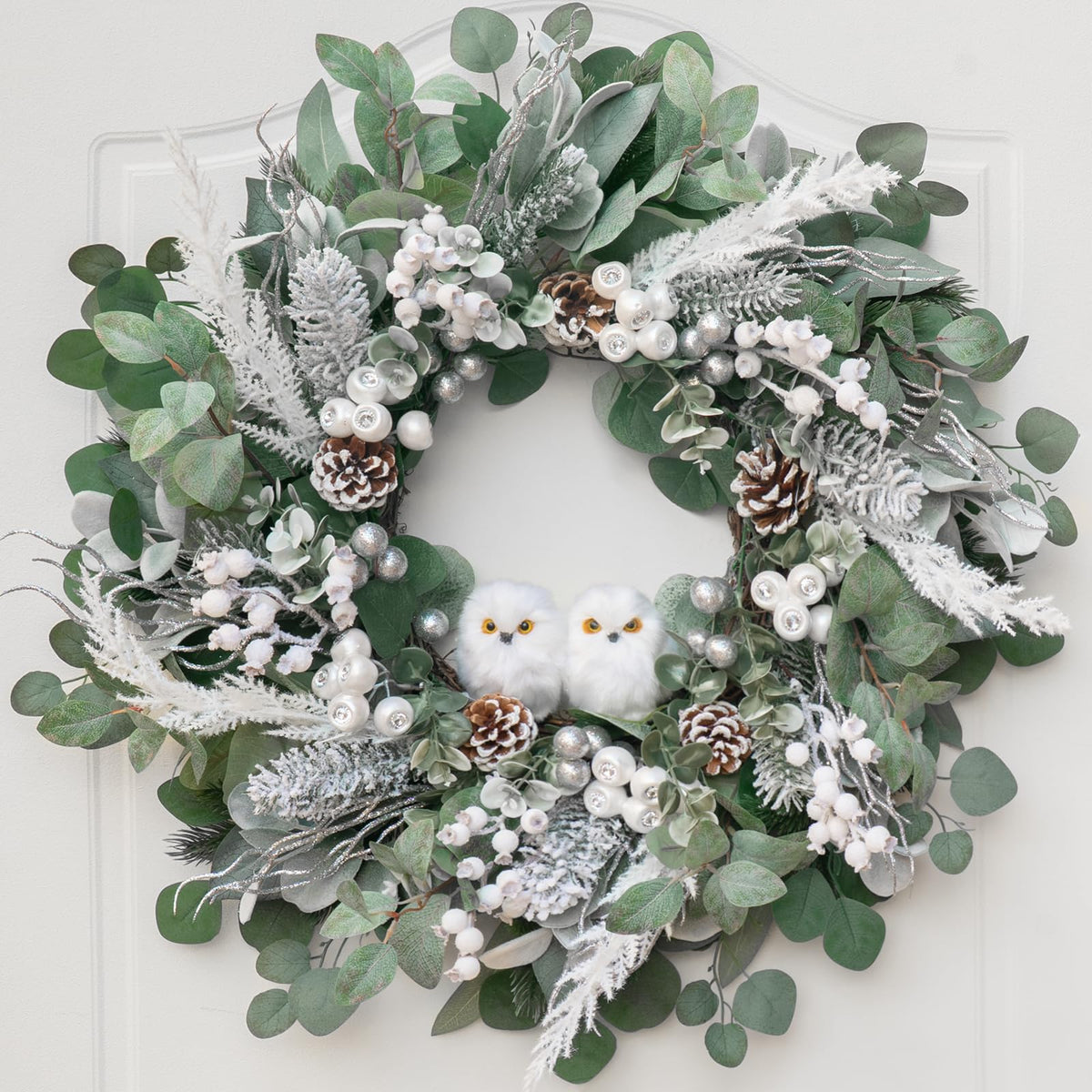 PureCosy Christmas Wreath, 24 Inch Artificial with Owl Pine Cones and Greenery, Owl Wreaths