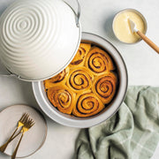 Sourdough Bread Baking Pan with Lid by Nordic Ware – Baking Pan + Lid, Aluminum, Cream, Model 42159AMZM