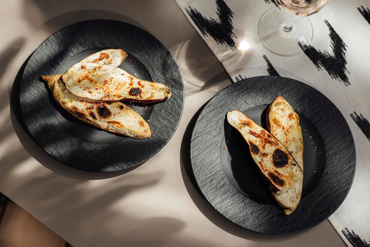 Manufacture Rock Dinner Plate Porcelain by Villeroy & Boch – 27cm, Porcelain, Black, Model 10-4239-2620-6