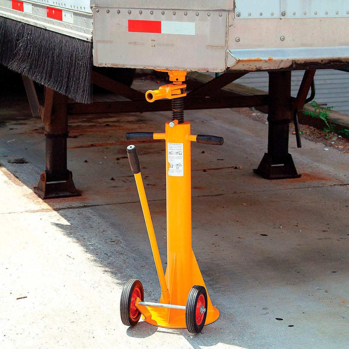 100,000 Lb. Static Capacity Standard Duty Trailer Stabilizing Jack Stand by Global Industrial – 27"L x 17.25"W x 38.75"H, Steel, Yellow, Model TJ50