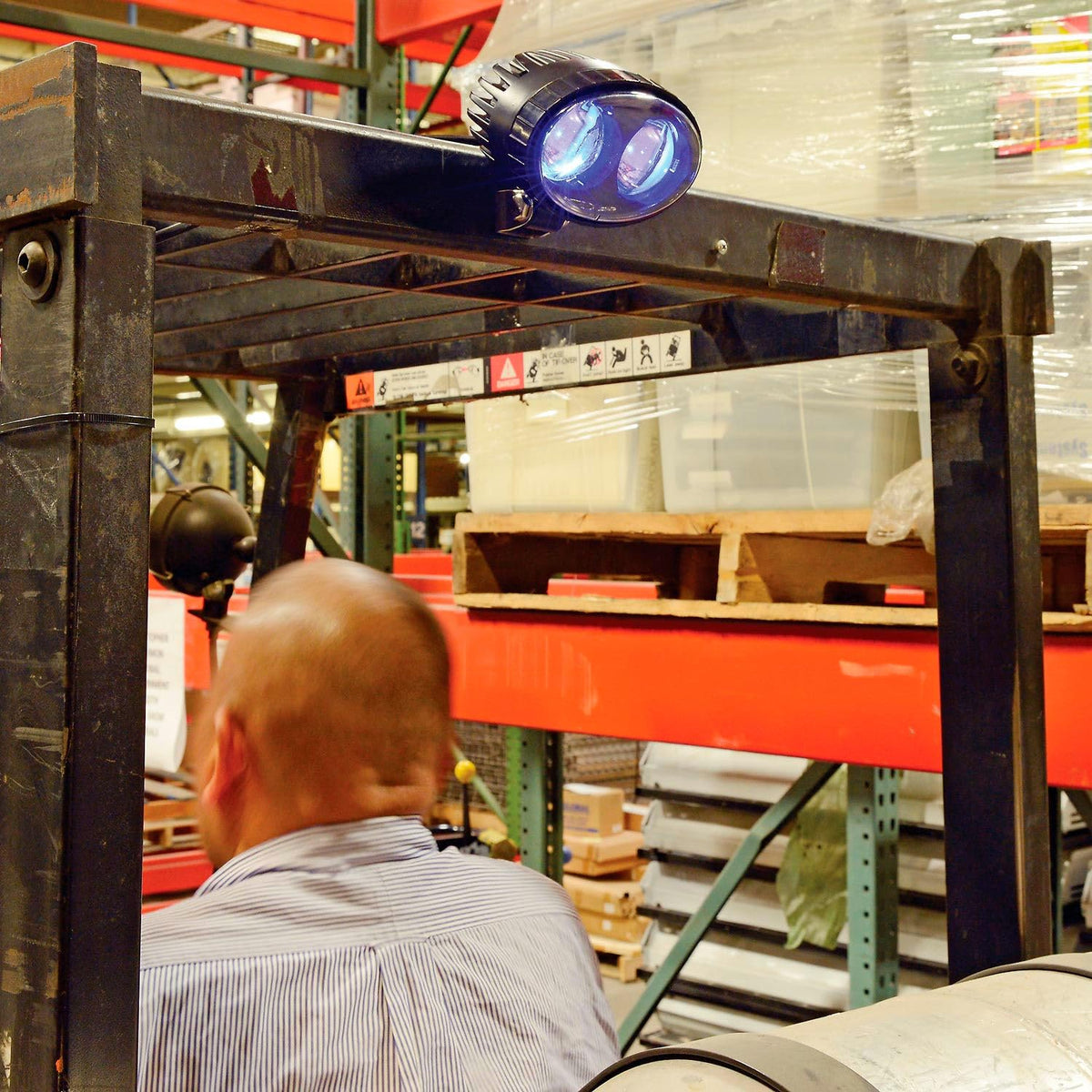 LED Forklift Safety Spotlight by Global Industrial – 7"L x 4"W x 4.75"H, Aluminum, Black, Model RGD1081 10-80V DC BLUE