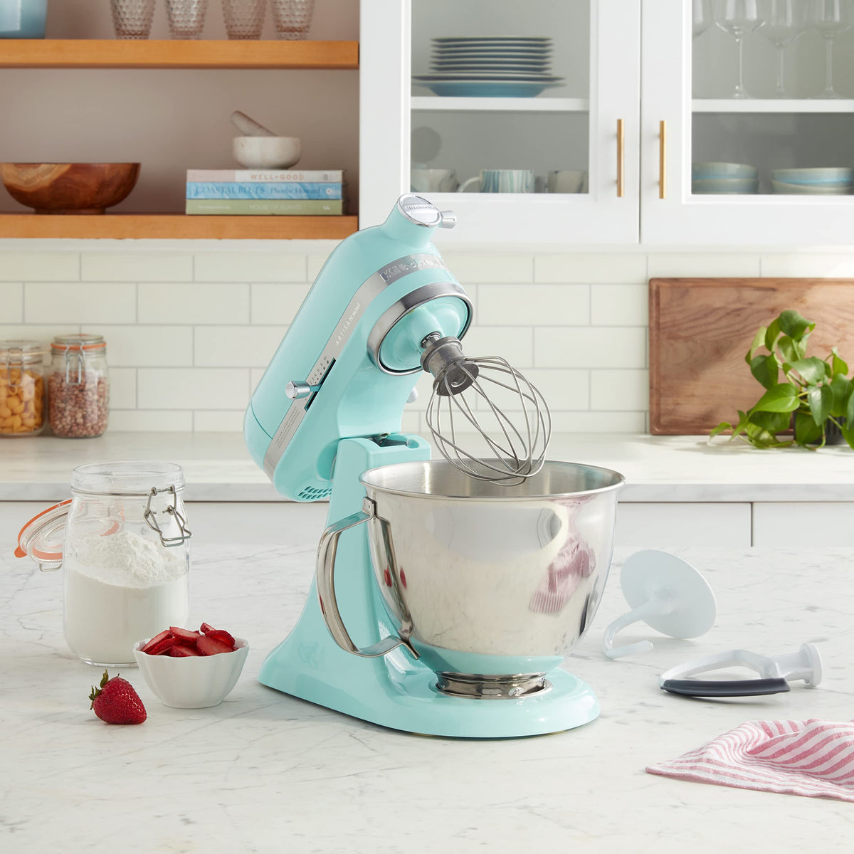 KitchenAid Ice / Stand Mixer / 3.5 quart Stand Mixers