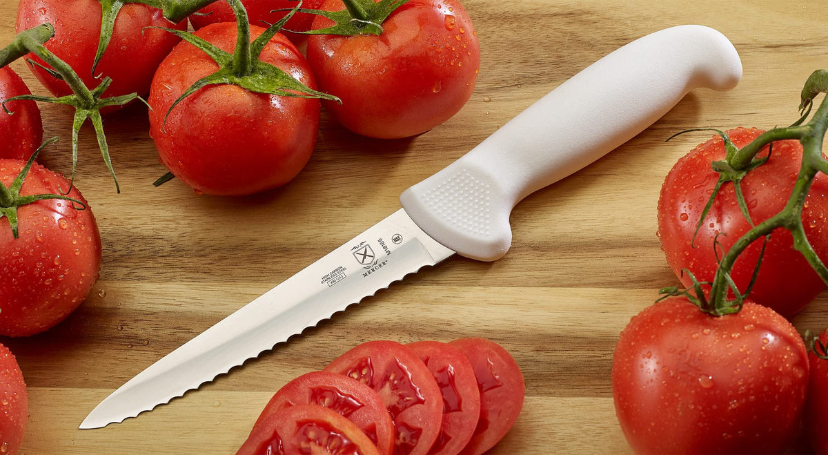 Mercer Culinary 5" / White / Wavy Edge Utility Knife 5 Inch Boning Knives