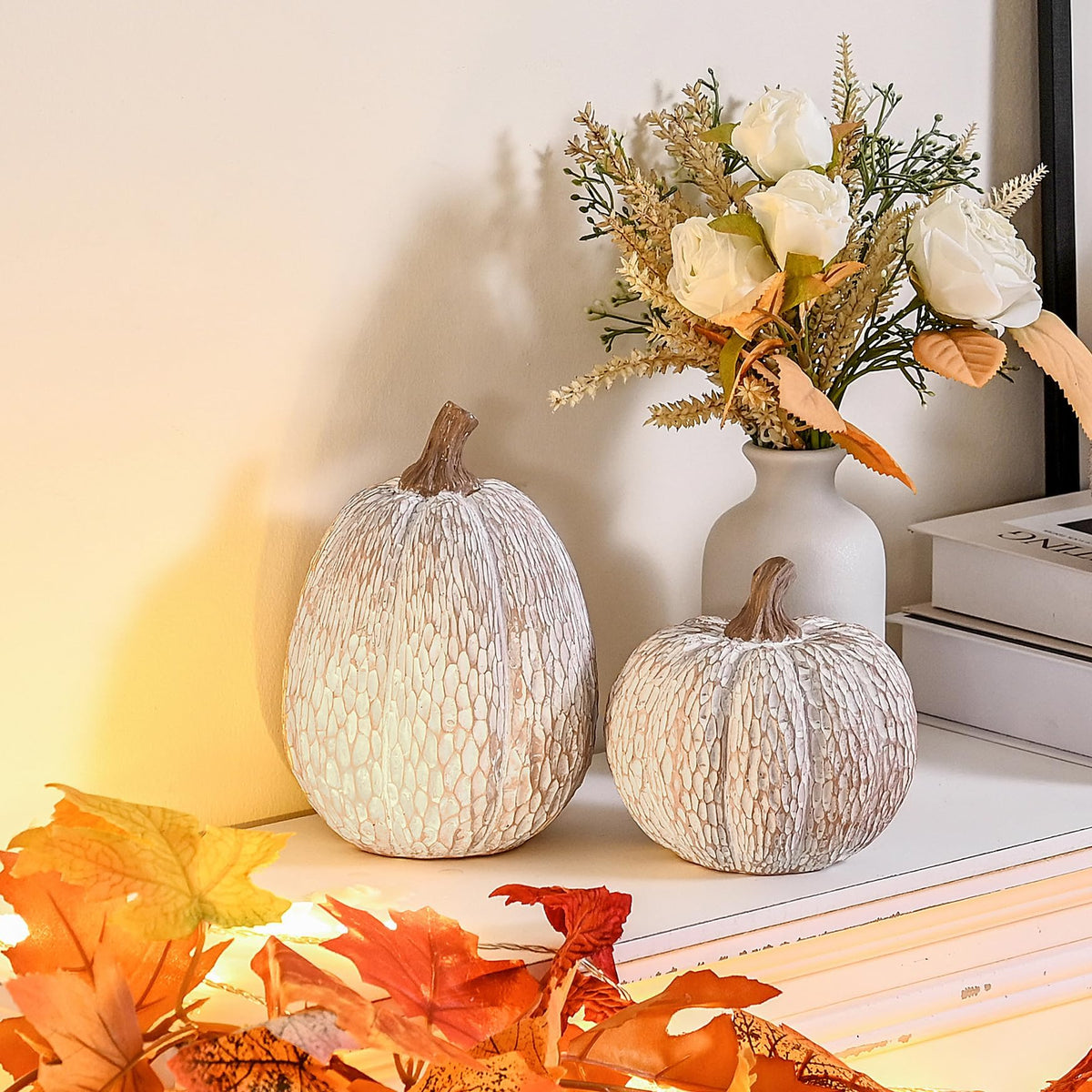 AOMOONOA Resin Pumpkin Set, Brown and White, Set of 2