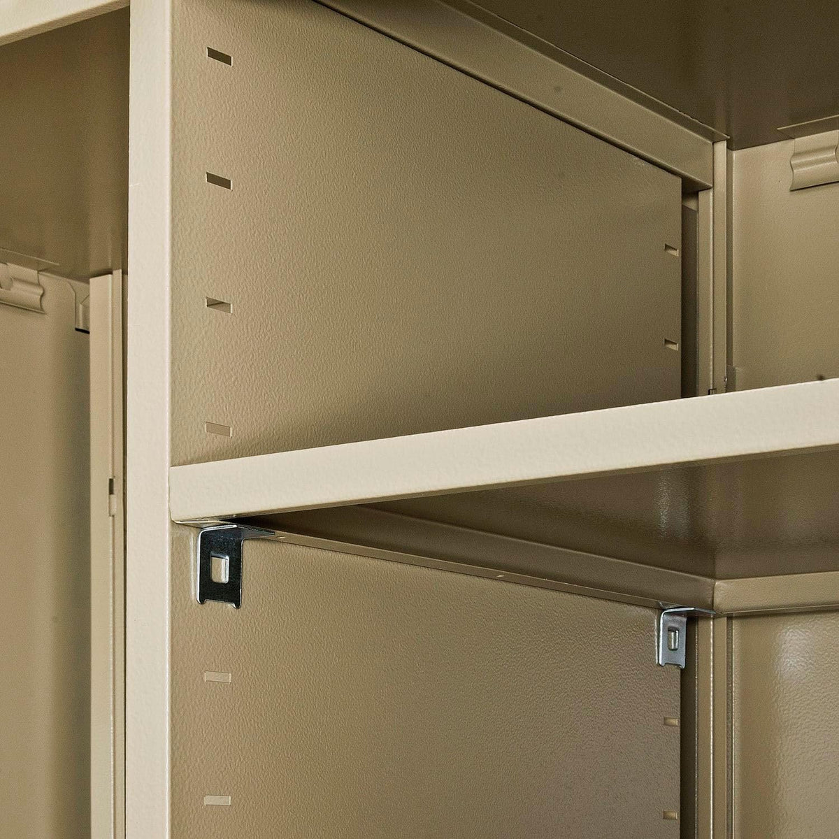 Janitorial Cabinet with Locking Recessed Handle by Global Industrial – 36 inches x 18 inches x 72 inches, Alloy Steel, Tan, Model 269902TN