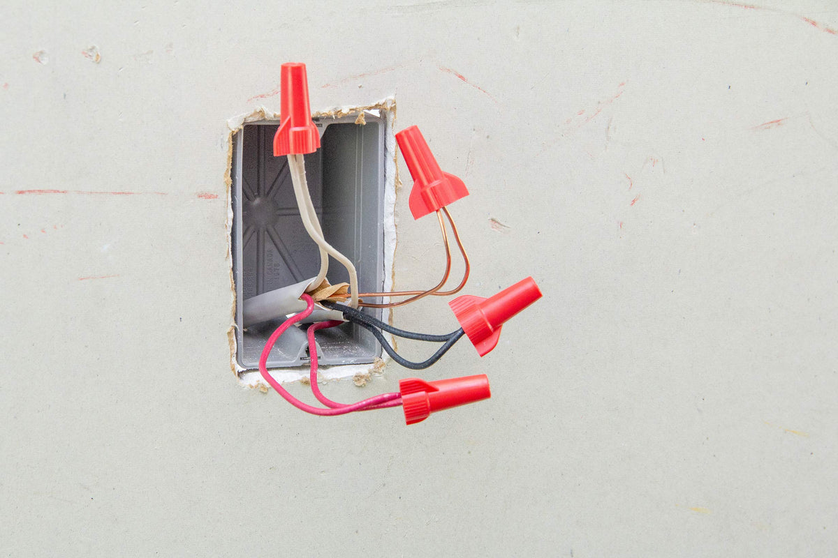 Gardner Bender 25 Pack / 22 - 6 AWG / Red Wing Nuts