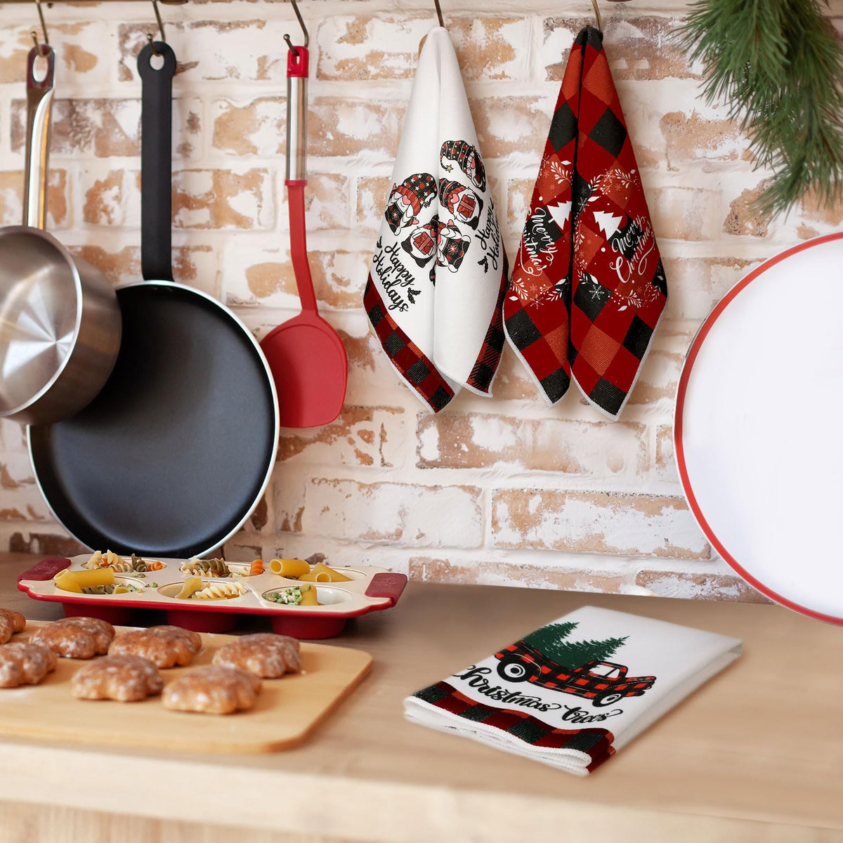 Sratte Christmas Kitchen Towels, Microfiber Dish Towels, 6 Pack Red Black Buffalo Plaid
