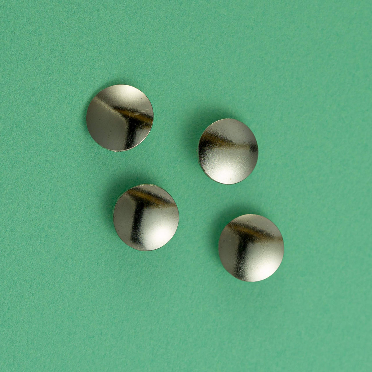 OIC92912 - OIC Thumb Tacks by Officemate – 3/8 inches, Alloy Steel, Silver