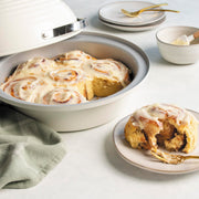 Sourdough Bread Baking Pan with Lid by Nordic Ware – Baking Pan + Lid, Aluminum, Cream, Model 42159AMZM