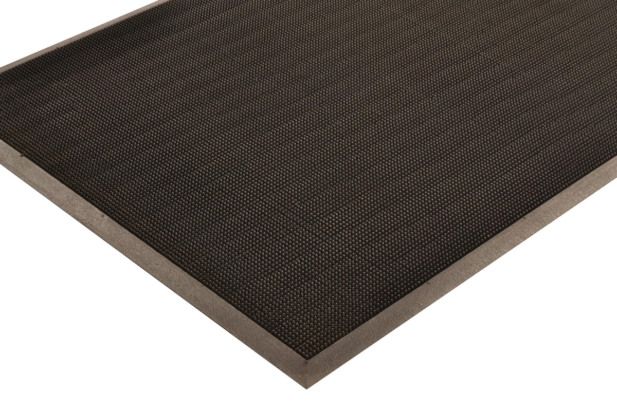 T28 Scrape® Moisture Trap Entry Scraper Mat by Notrax – 24" x 32", Natural Rubber, Black, Model T28S2432BL