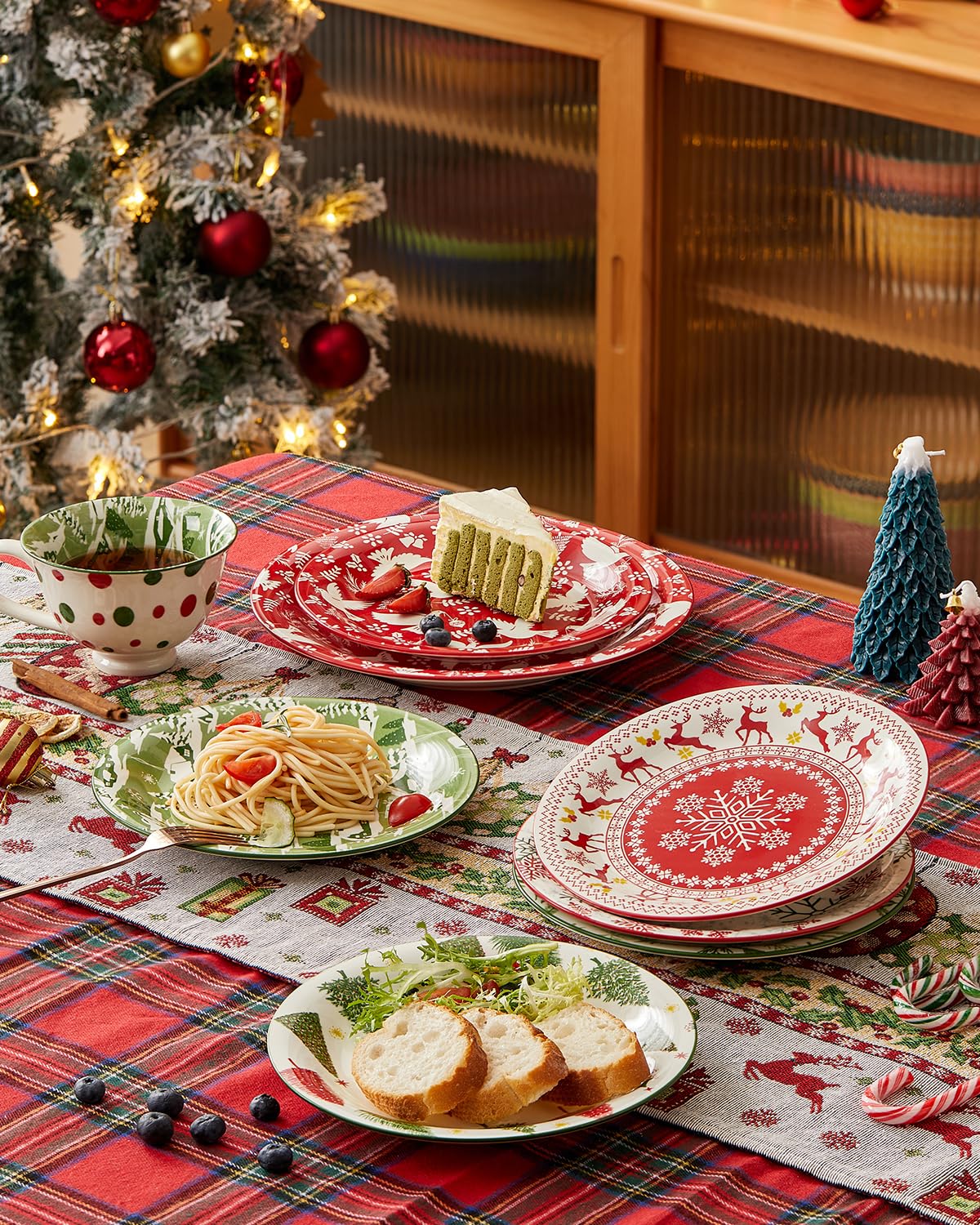Metahom Christmas Dessert Plates, 8 Inch Ceramic, Set of 6