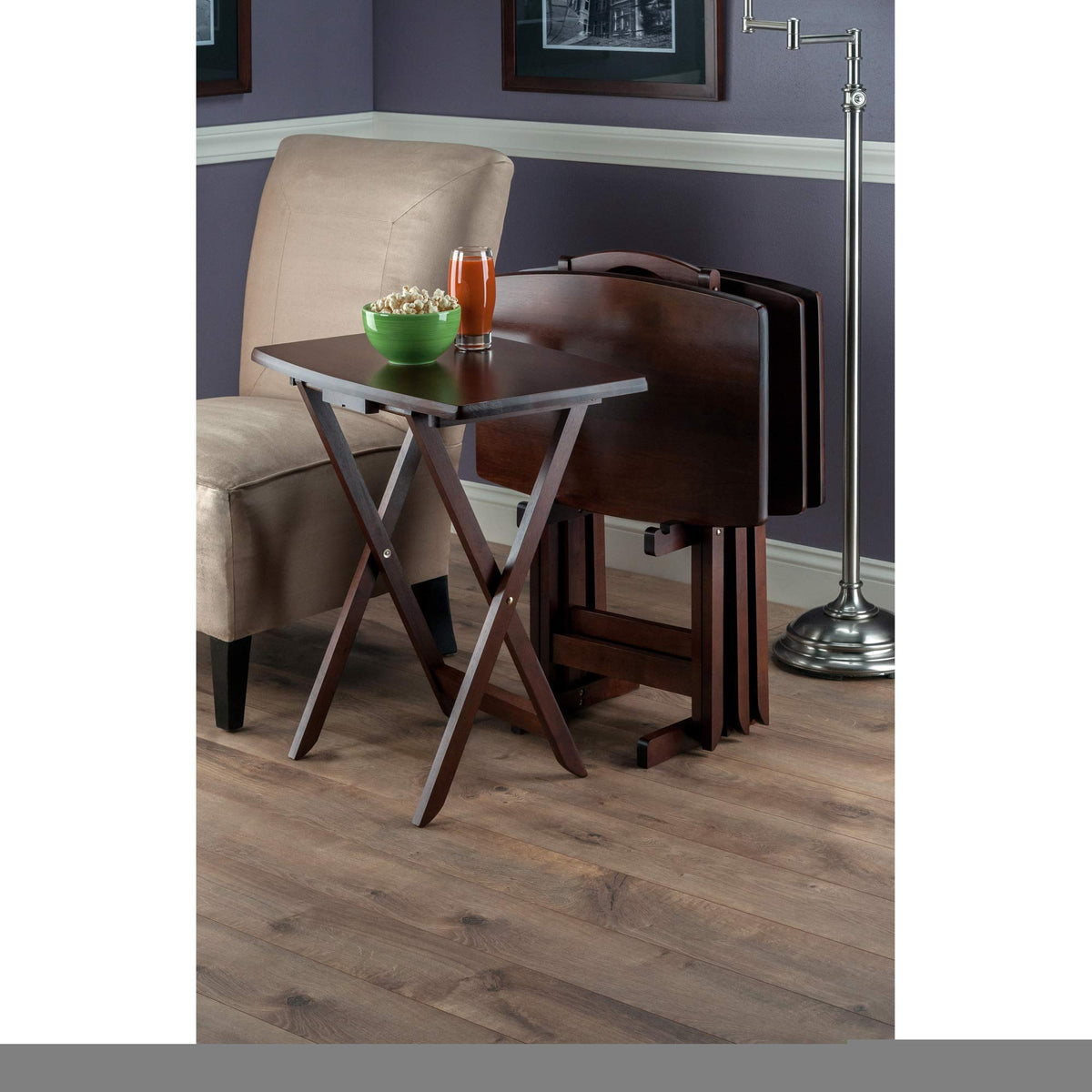 Winsome Walnut / Pack of 1 / Antique End Tables