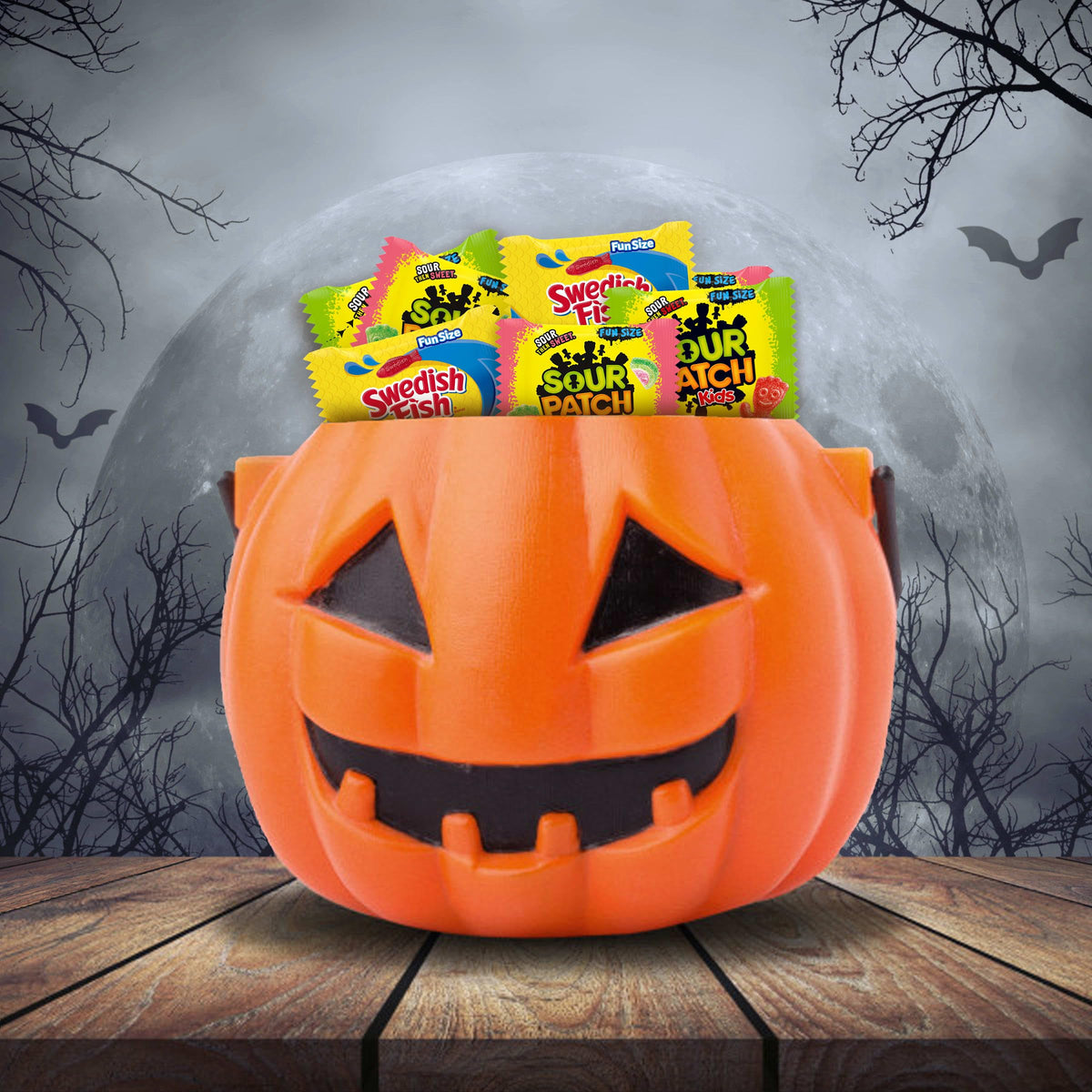 and SWEDISH FISH Mini Soft & Chewy Gummy Halloween Candy Variety Pack by Sour Patch Kids – 36.332 OZ (Pack of 2), Green, Pack of 160