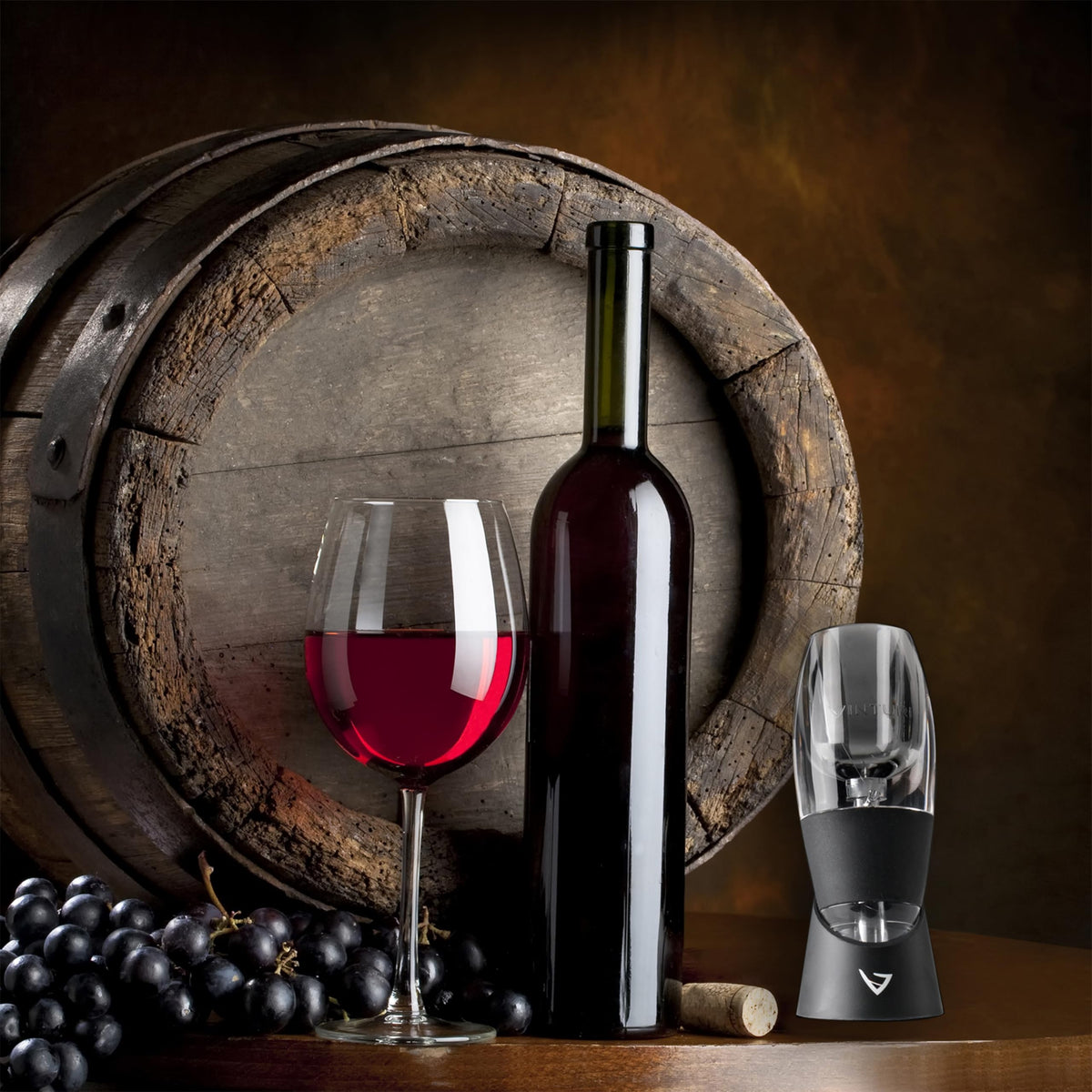 Wine Aerator Pourer and Decanter for Red Wines Patented Design Perfectly Aerates Wines By The Glass or Bottle With Distinctive Sound by Vinturi – 25.4 Ounces, Model V1010