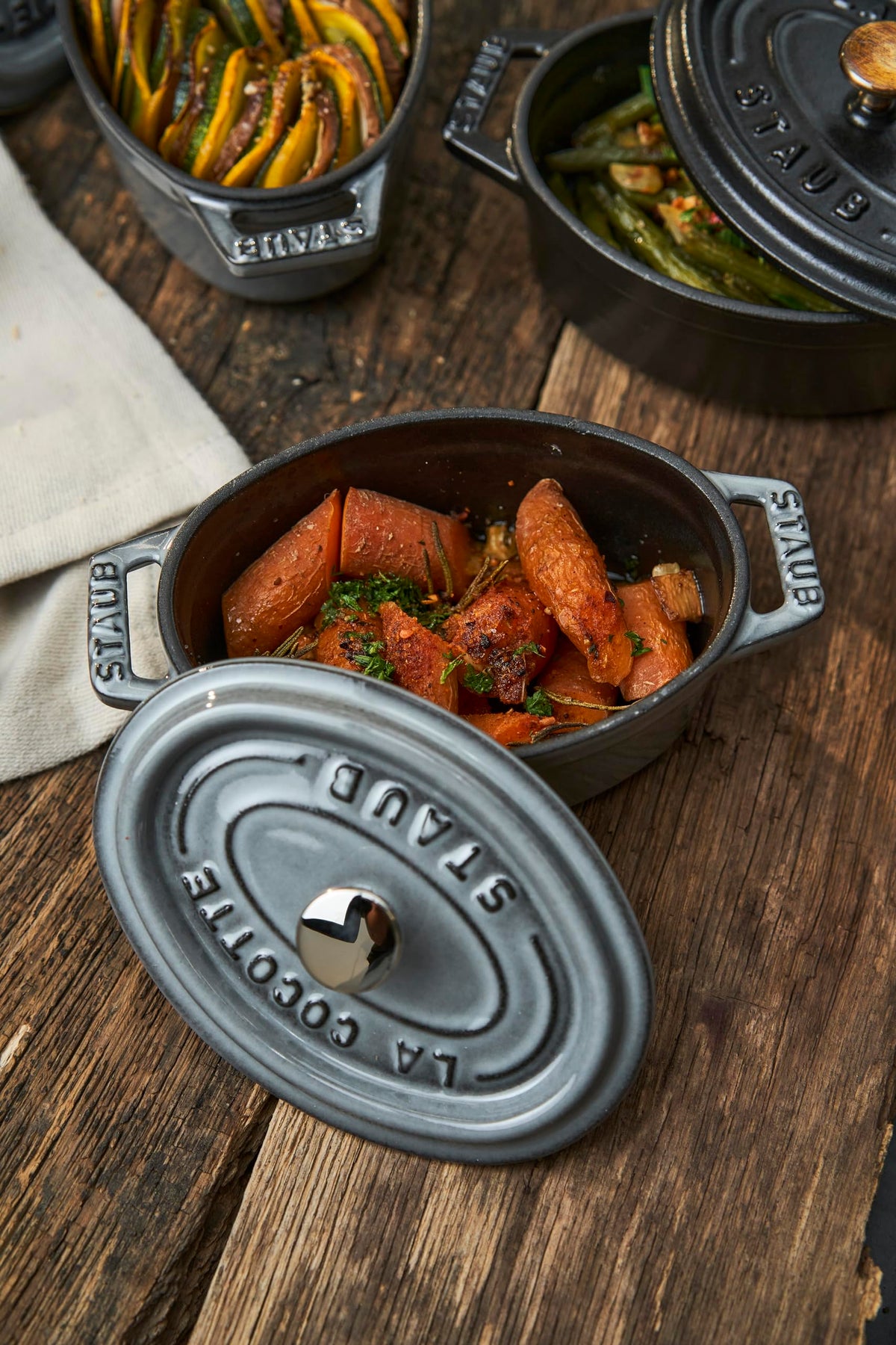 La Cocotte Oval 40500-116 Mini Pico Cocotte Oval Gray 40500-116 Two-Handed Cast Enameled Pot by STAUB – 11cm, 0.25 liters, Cast Iron, 02) Gray, Model 40500-116-0