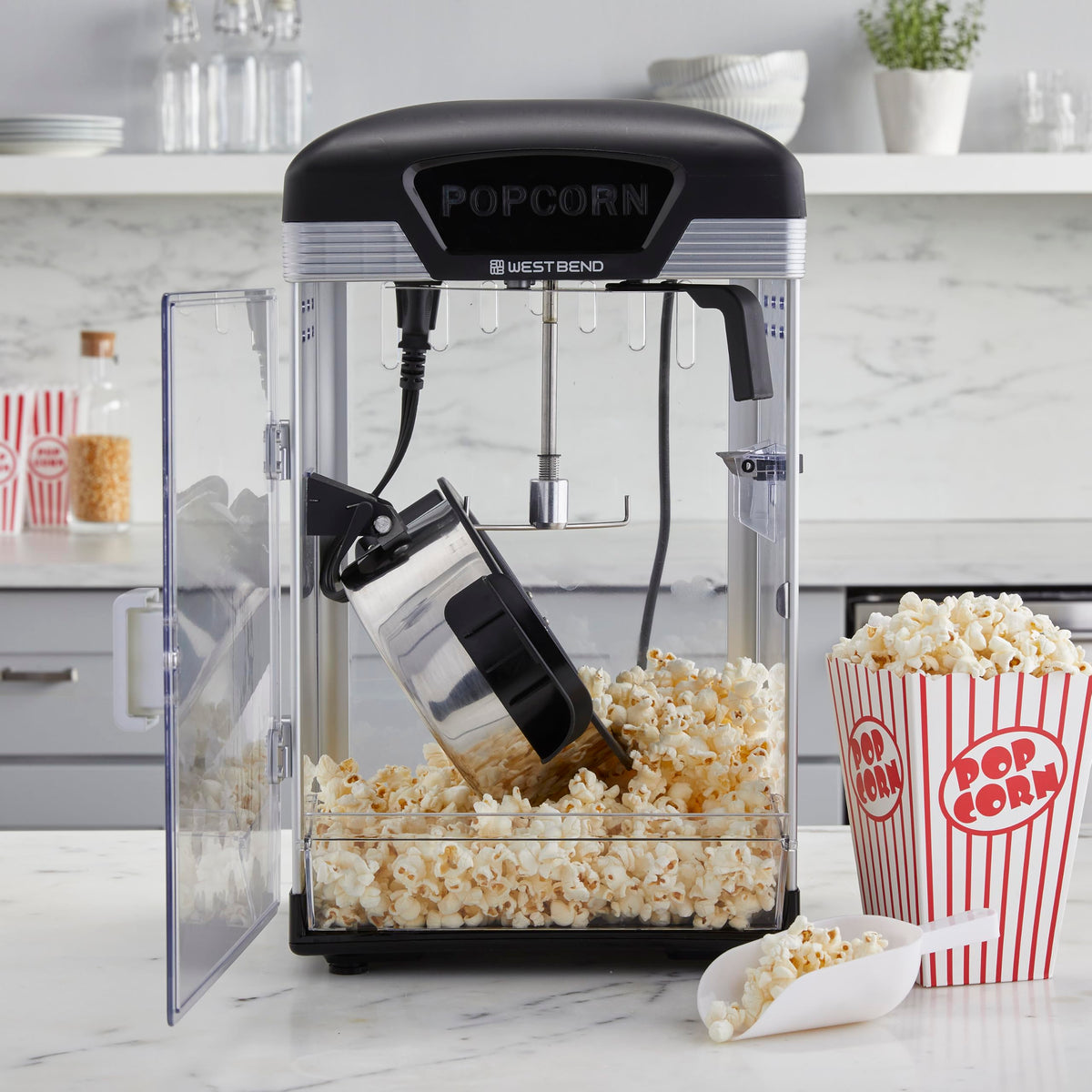 Theater Crazy Popcorn Machine by West Bend – 4 Qt., 4.0 quarts, Polycarbonate (PC), Black, Model PCWBTCBK13