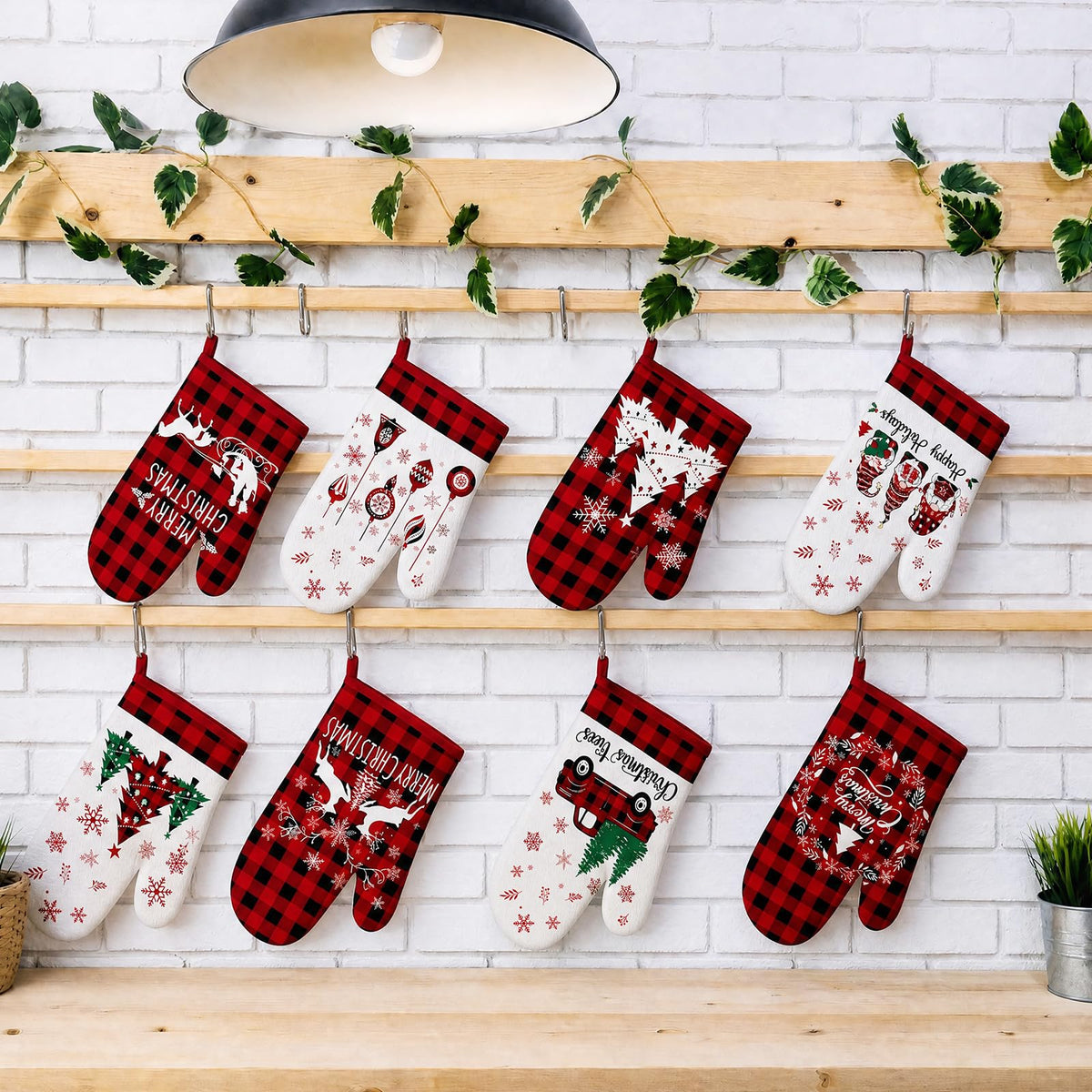 Sratte Christmas Oven Mitts, 12 Pack, Multicolored Plaid Santa Joy