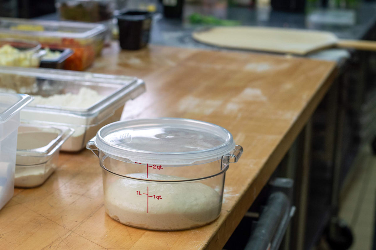 Cambro 1 / 2 Quart / TRANSLUCENT Lids