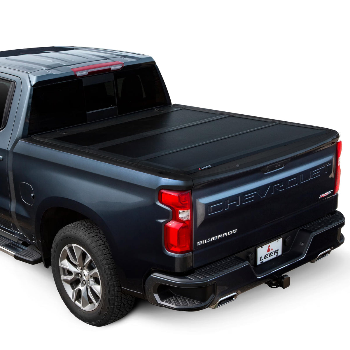 HF350M Tri-Folding Truck Bed Tonneau Cover by LEER – 6' 6" Bed, Fiberglass-reinforced Polymer, Black, Model 631301