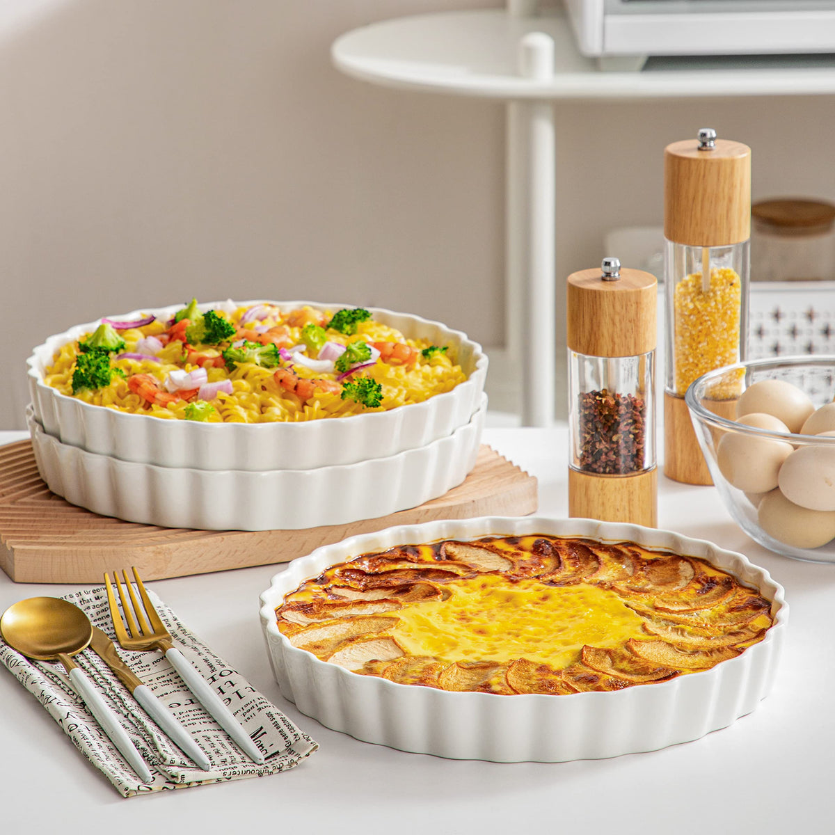 Lovecasa Porcelain Quiche Dish, Round 10 Inch Ceramic Pan, White