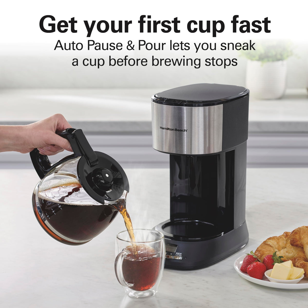 Hamilton Beach Hot & Iced Coffee Maker / 12 Cup / Black with Chrome Accents Coffee Machines