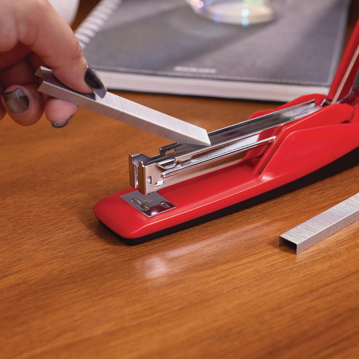 Stapler, 20 Sheet Capacity, 545 Desktop Stapler, Rio Red () by Swingline – Regular, Plastic, Rio Red, Model S7054510