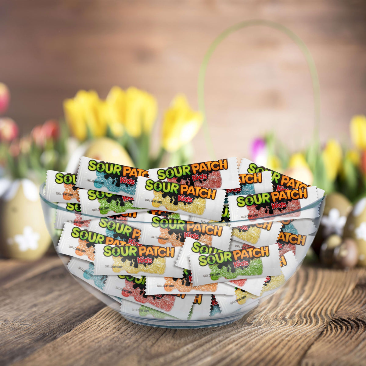 Big Kids Soft & Chewy Gummy Easter Candy by Sour Patch Kids – 2.1 oz, CM Eas 12