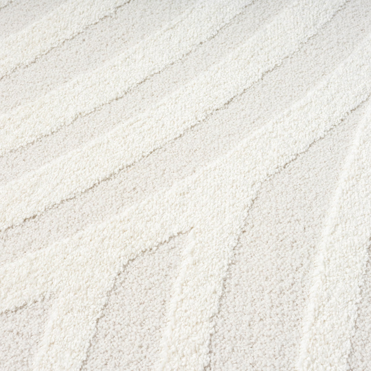 Abani 4x6 / Cream / Modern Area Rugs