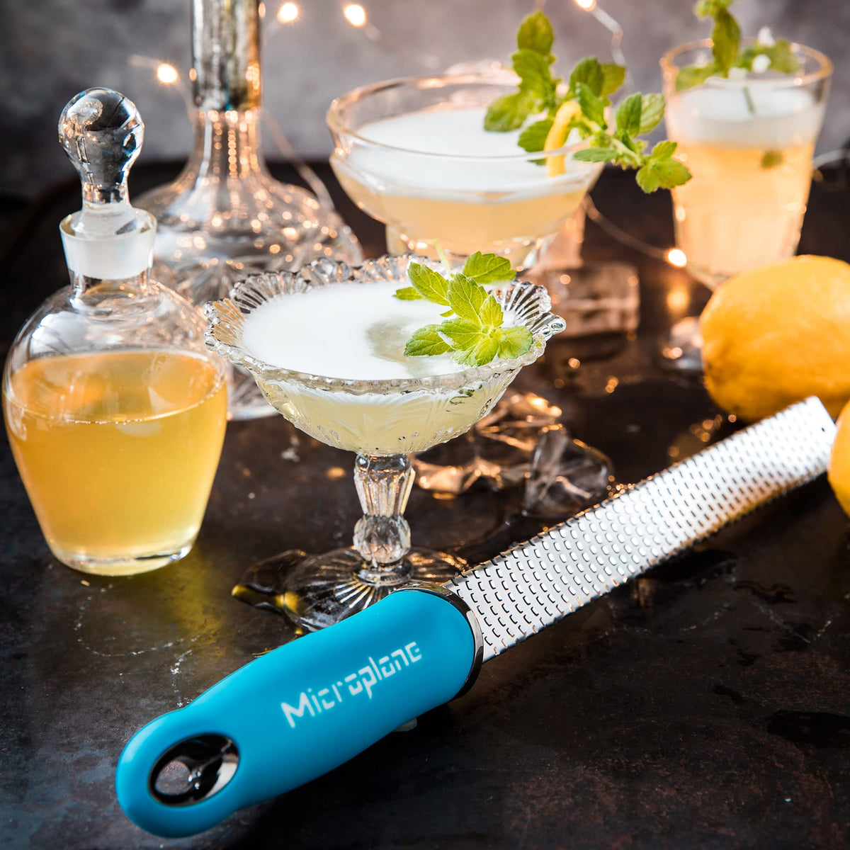 Premium Classic Zester Cheese Grater - Neon Blue by Microplane – 325 x 35 x 30 mm, Stainless Steel, Neon Blue, Model 52220E