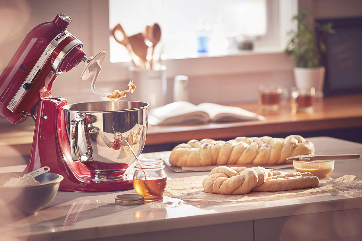KitchenAid Empire Red / 5 quart / Value Bundle Stand Mixers