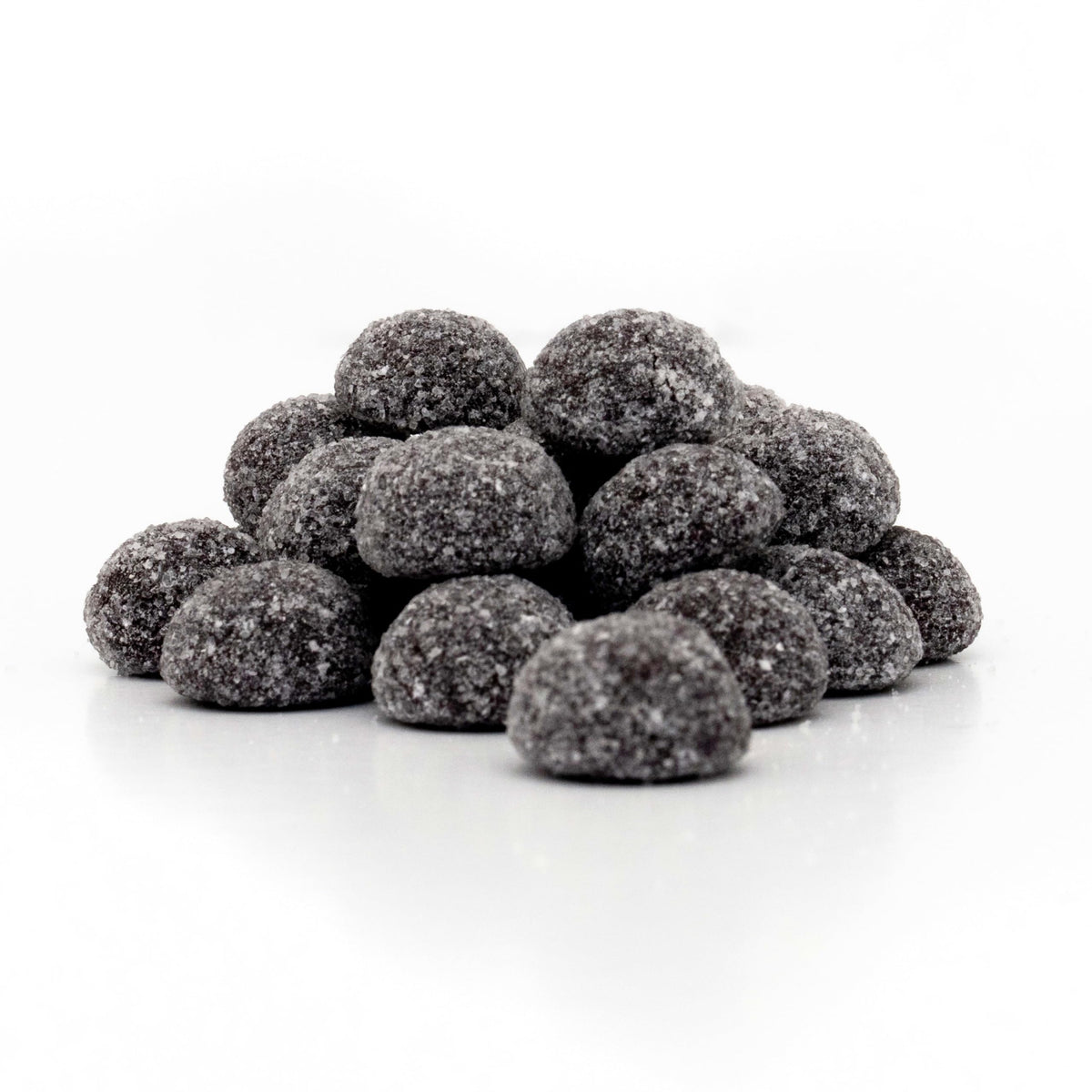 Strikers Black Raspberry Soft & Chewy Gummy Candy by Sour Patch Kids – 10.22 Ounce (Pack of 1)