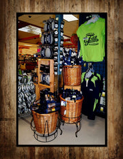 1-Tier Round Willow Basket Display with Sign Clips by Mobile Merchandisers – 1 tier, Alloy Steel, Model K1726S-MB