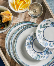 ® Veranda 16-piece Dinnerware Set by Corelle – Glass, Blue, Pack of 16, Model 1137516