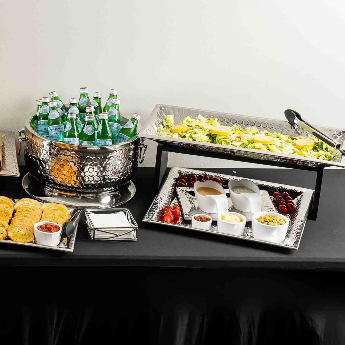 Hive Collection Round Beverage Tub with Base by Tablecraft – Medium, Stainless Steel, Silver, Model 12851